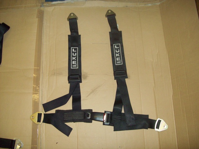 luke 4 point harnesses