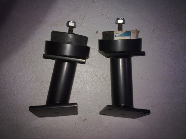 Pinto Mounts