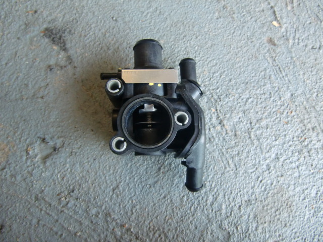 Zetec Thermostat - Pic 2