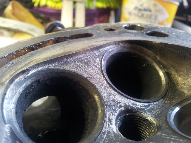 ST185 Valve Seat protrusion