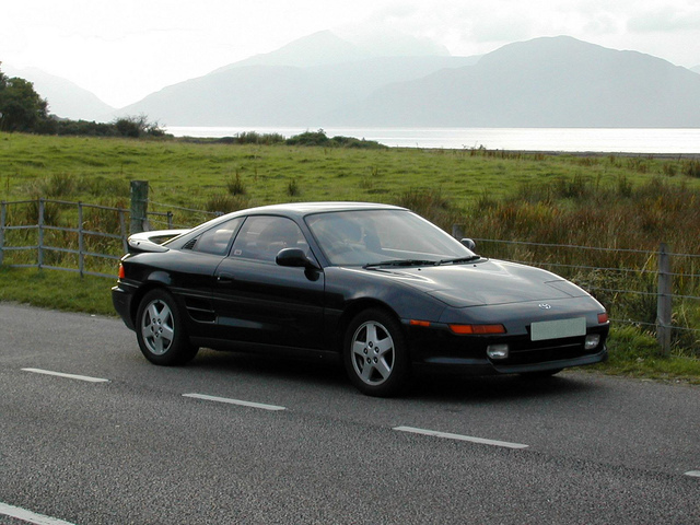 MR2 at Loch Lhinnie