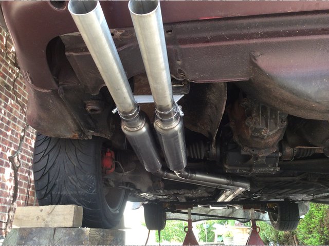 V8 944 exhaust 1