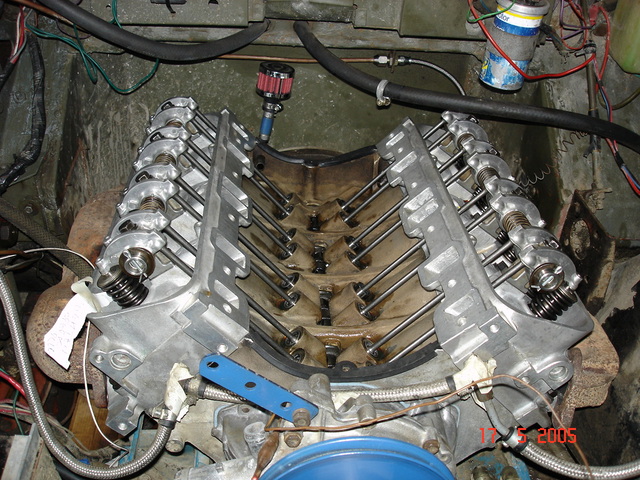 v8 crankcase breather