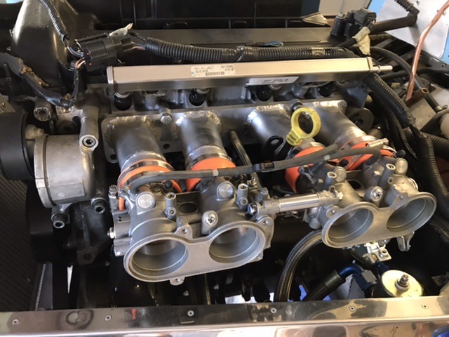 Modified R1 throttle bodies