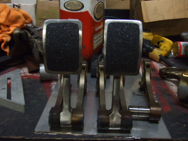 Rod pedals HQ2