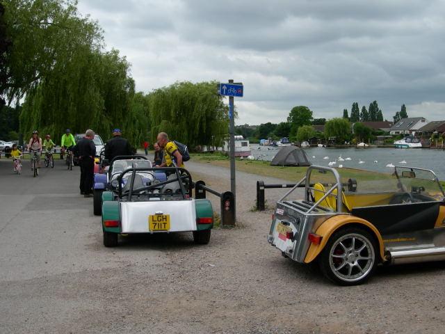 Walton Mountain by the Thames