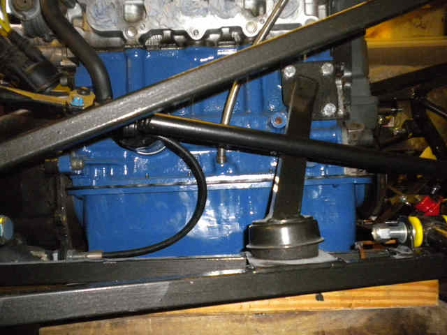 1.6 cvh engine mount