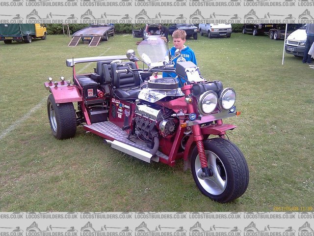 V8 Trike