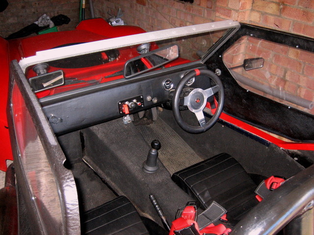 Leader interior