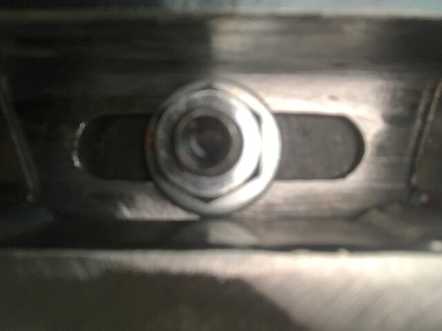 Lower engine mount 1