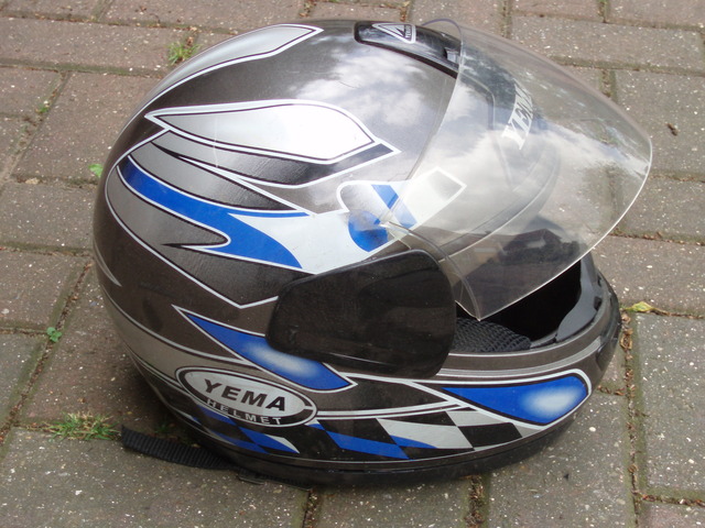 helmet 2