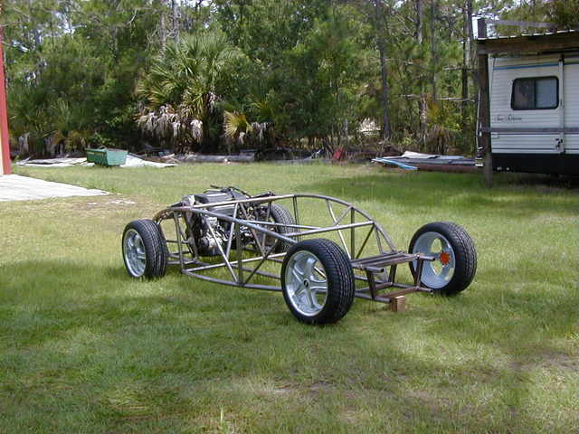 Tiki 3/4 front