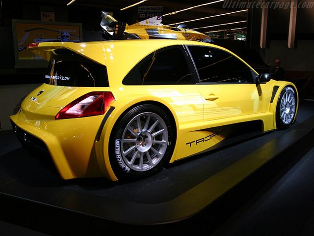 Renault Megane Trophy 03