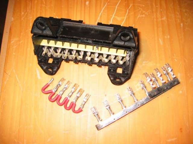 Rescued attachment fusebox.jpg