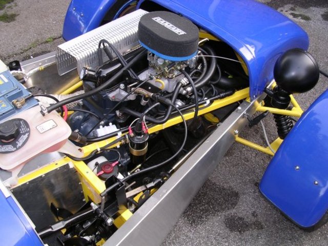 Rescued attachment Underthebonnet2.jpg