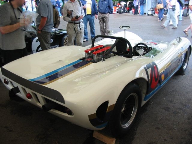 lola t70