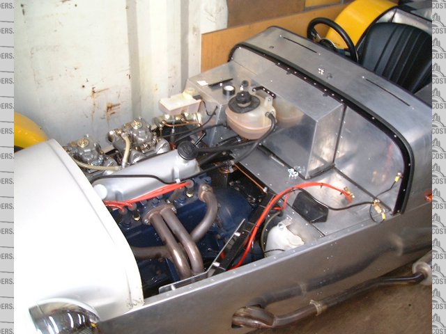 Rover 200 header tank