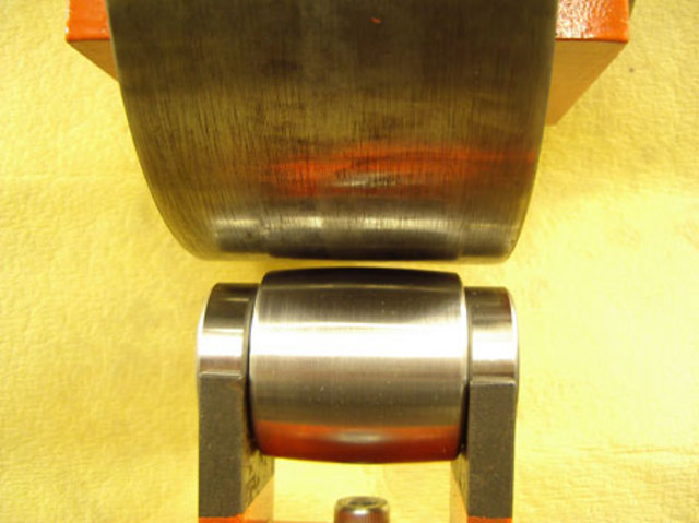 shape of bottom roller